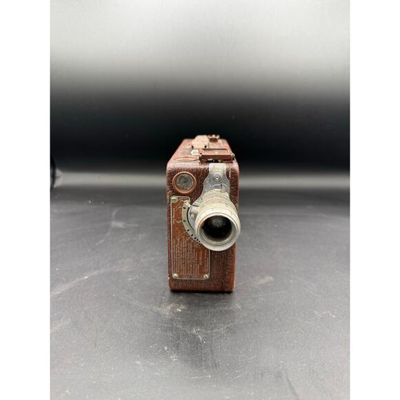 Antique 1929 Cine-Kodak Model B-B 16mm Movie Camera Red Brown in Case - Picture 7 of 10